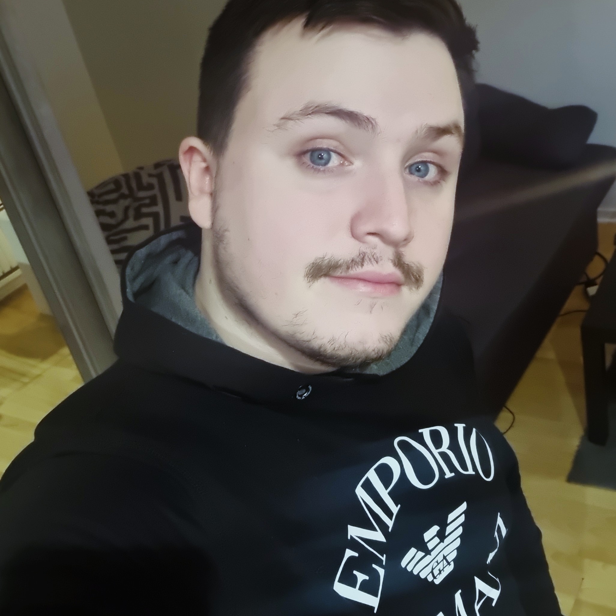 Profil de Pema, 26 ans, Baise gay à Guarda