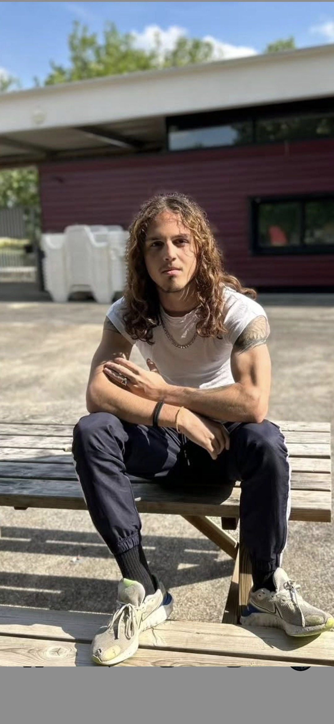 Profil de Faly, 21 ans, Baise gay à Champéry