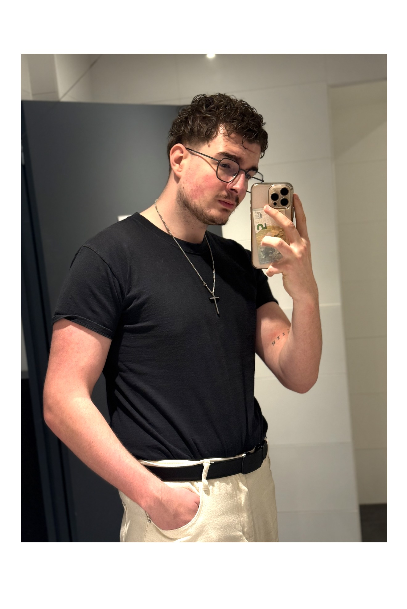 Profil de Enys, 23 ans, Baise gay à Frutigen