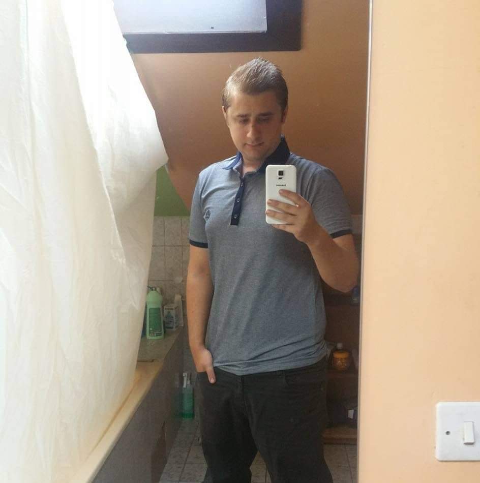 Profil de Badr-eddine, 32 ans, Baise gay à Ulrichen