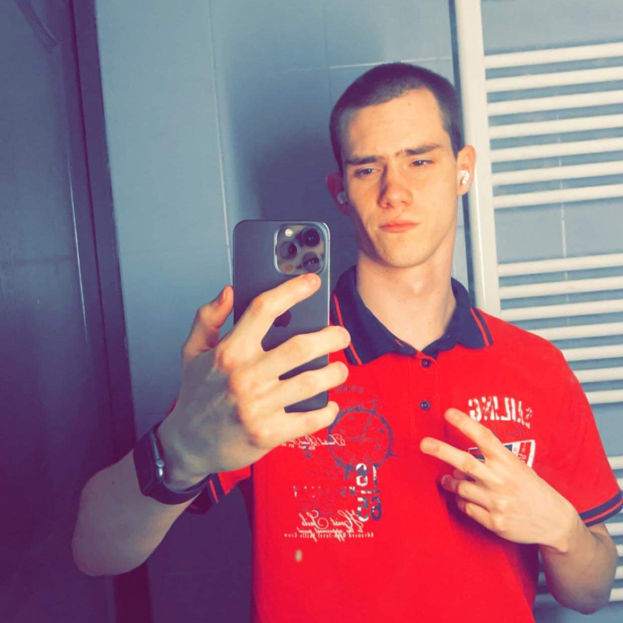 Profil de Robyn, 21 ans, Baise gay à Camuns
