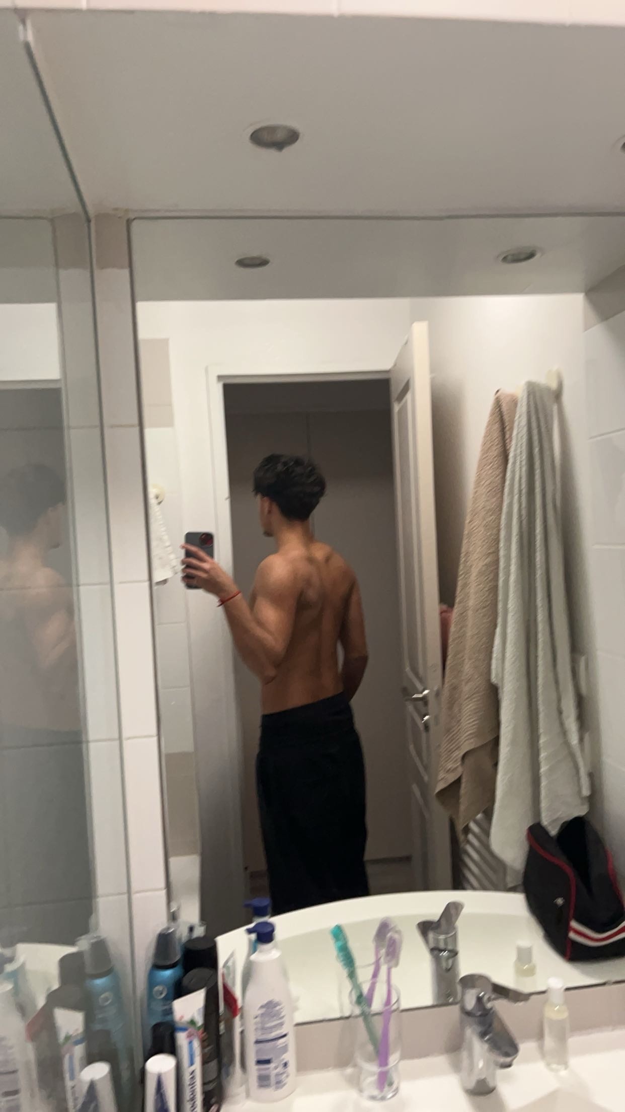 Profil de Zouher, 19 ans, Baise gay à Pany