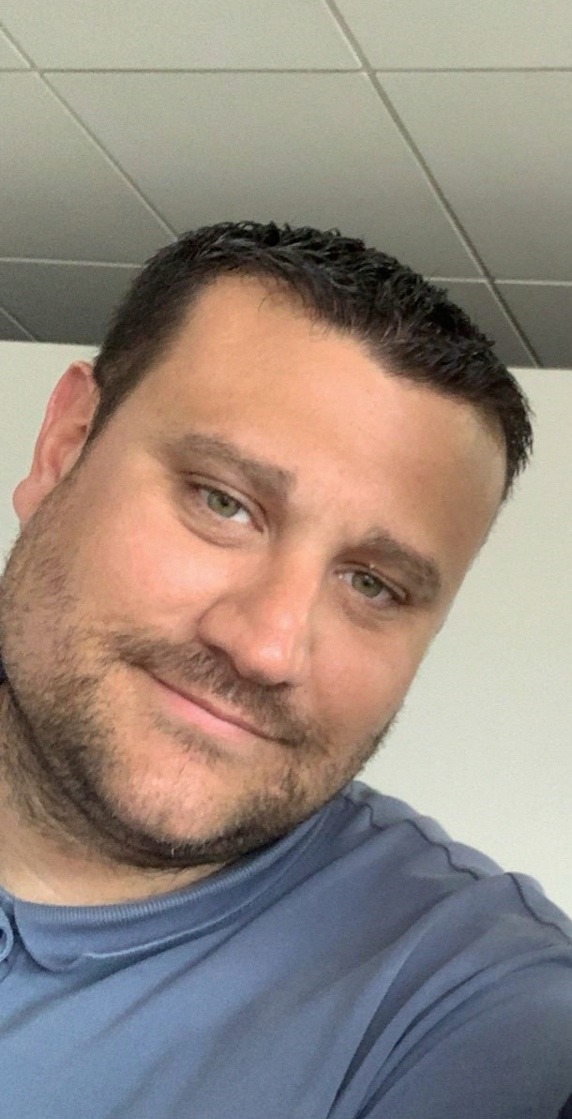 Profil de Keanu, 40 ans, Baise gay à Champsec
