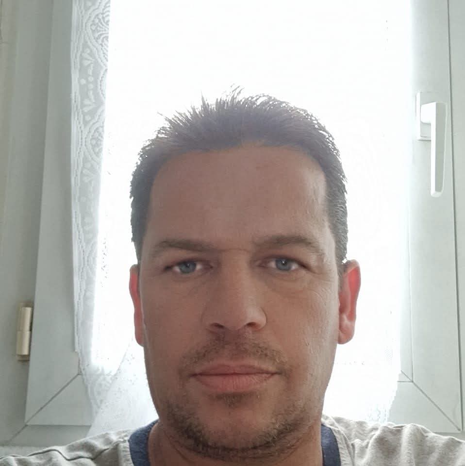 Profil de Carles, 50 ans, Baise gay à Sihlbrugg Station