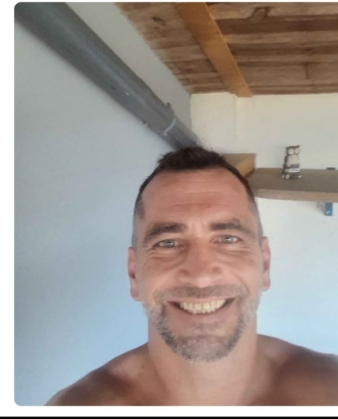 Profil de Enzo, 44 ans, Baise gay à Kappelen