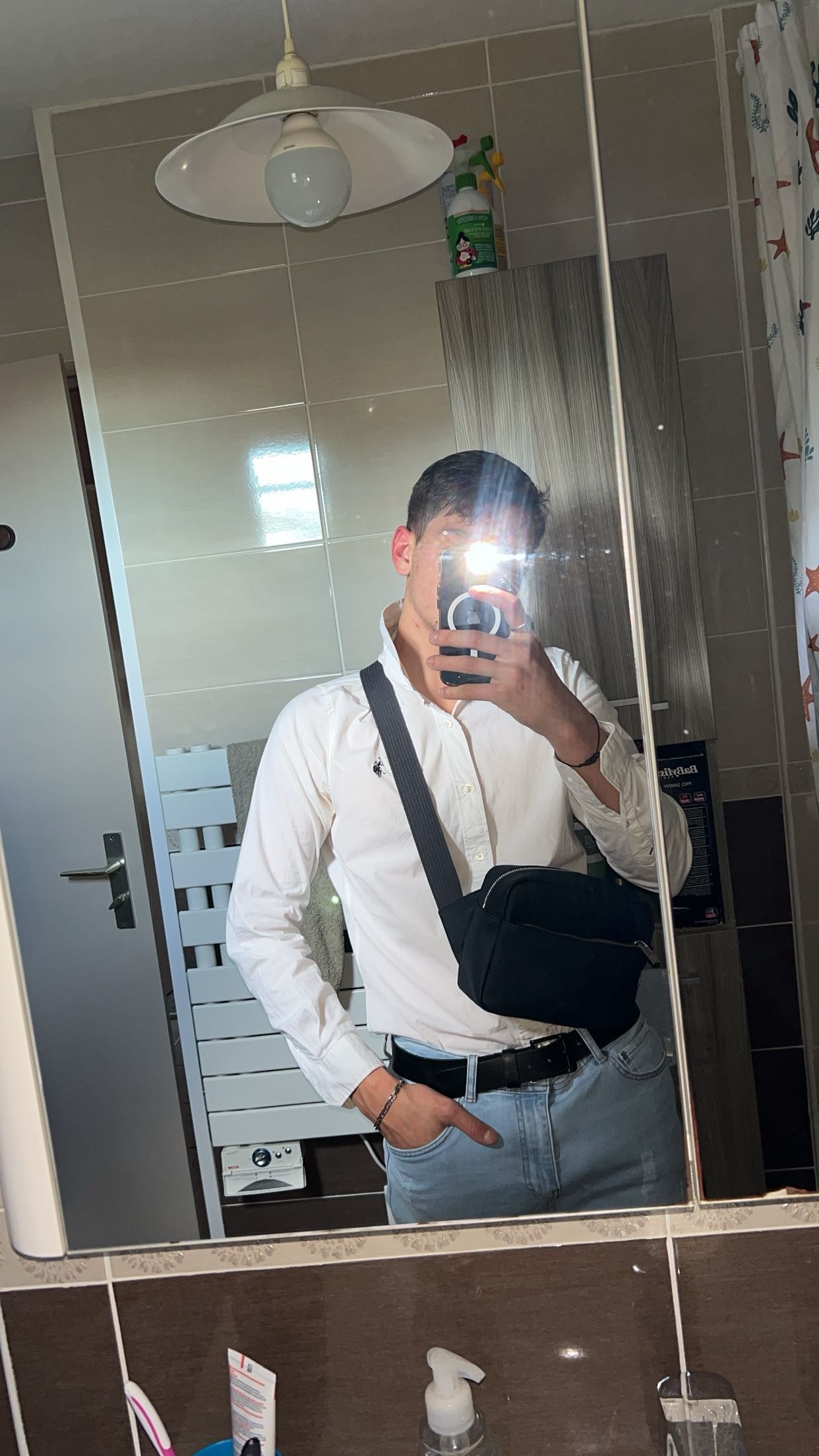 Profil de Exupere, 21 ans, Baise gay à Bister