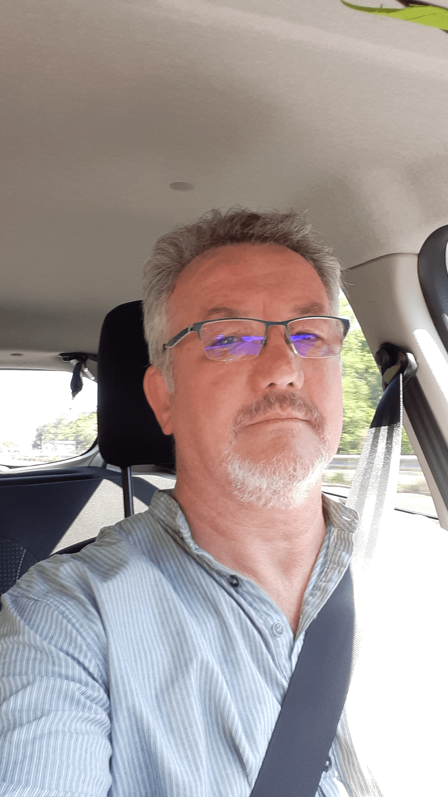 Profil de Mounir, 55 ans, Baise gay à Walzenhausen