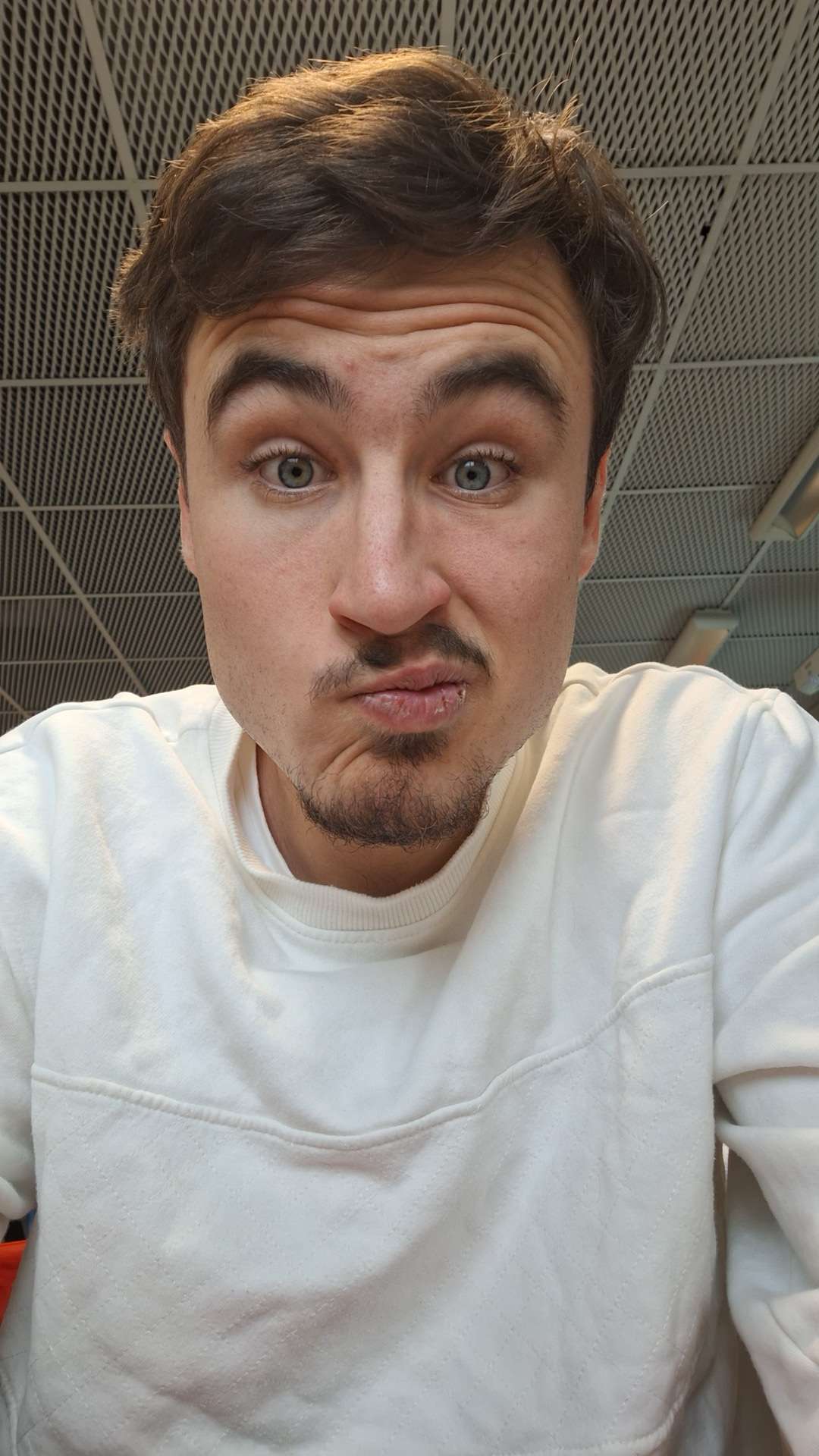 Profil de Safi, 18 ans, Baise gay à Belp
