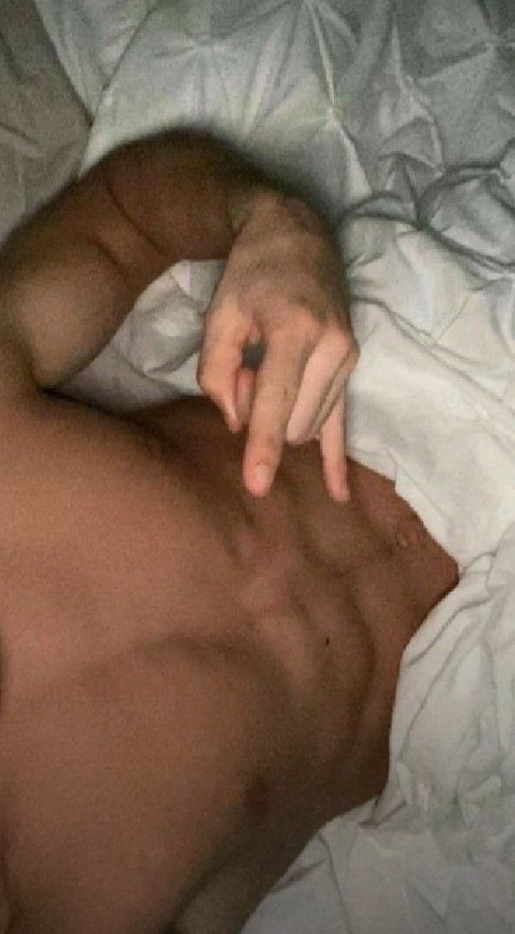 Profil de Fadhel, 25 ans, Baise gay à Opfershofen TG