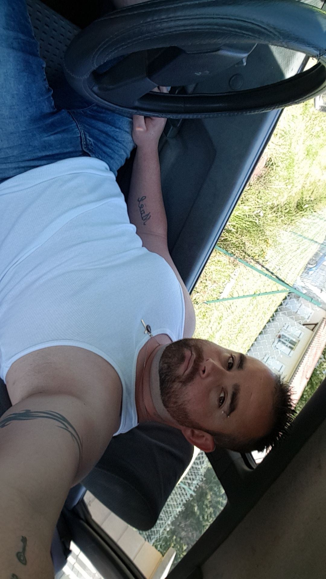 Profil de Boran, 36 ans, Baise gay à Tschlin