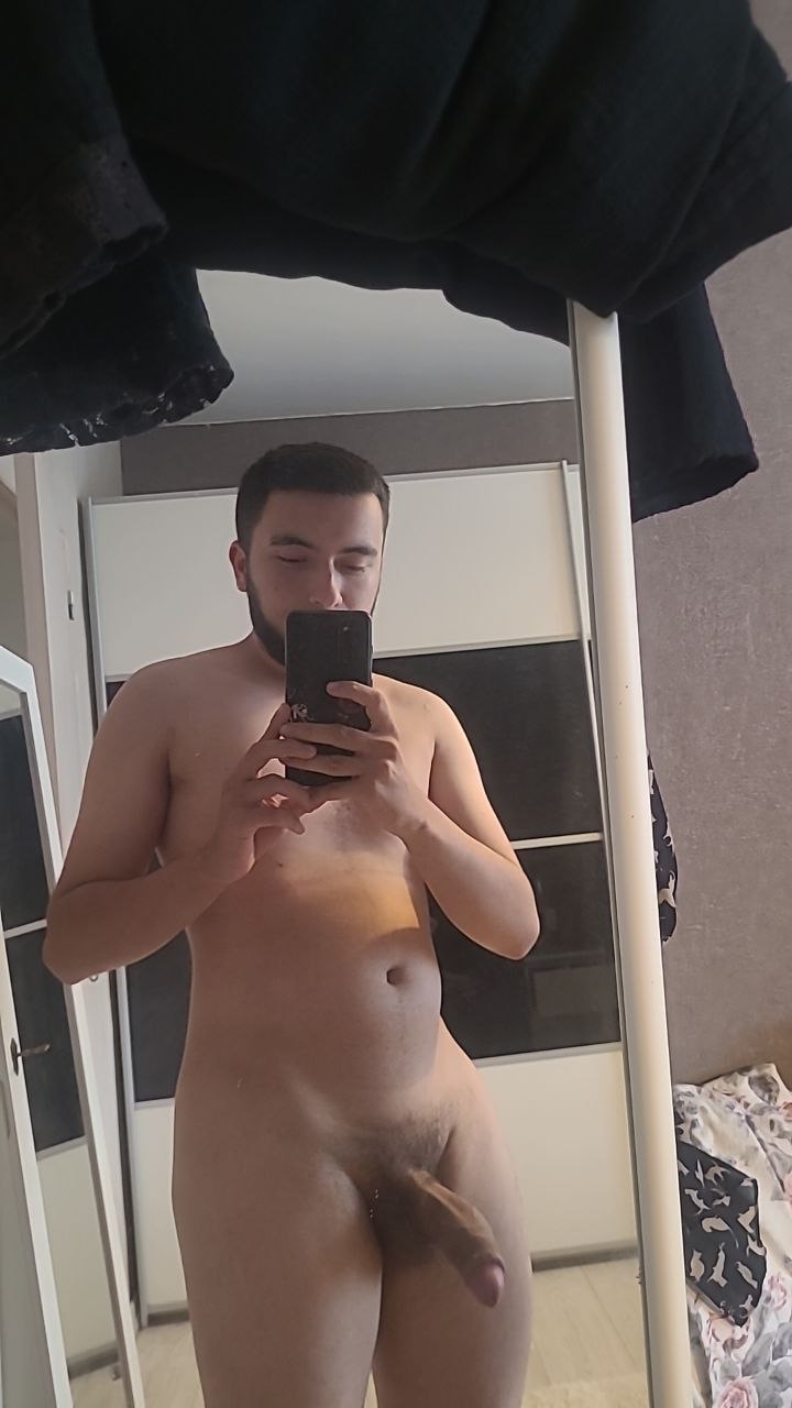 Profil de Jehann, 23 ans, Baise gay à Ardez
