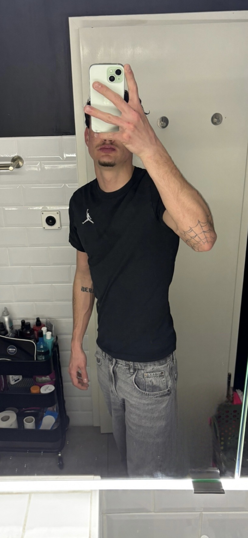 Profil de Charaf, 21 ans, Baise gay à Bâle