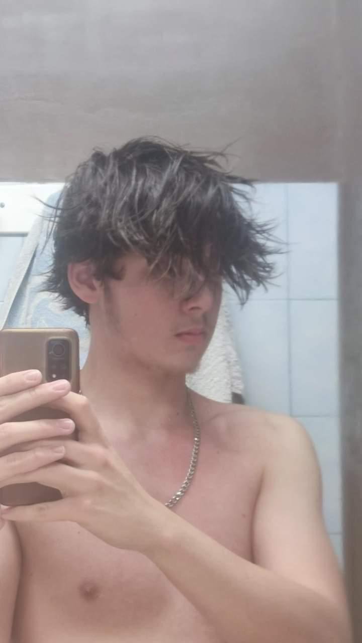 Profil de Mostapha, 19 ans, Baise gay à Praden