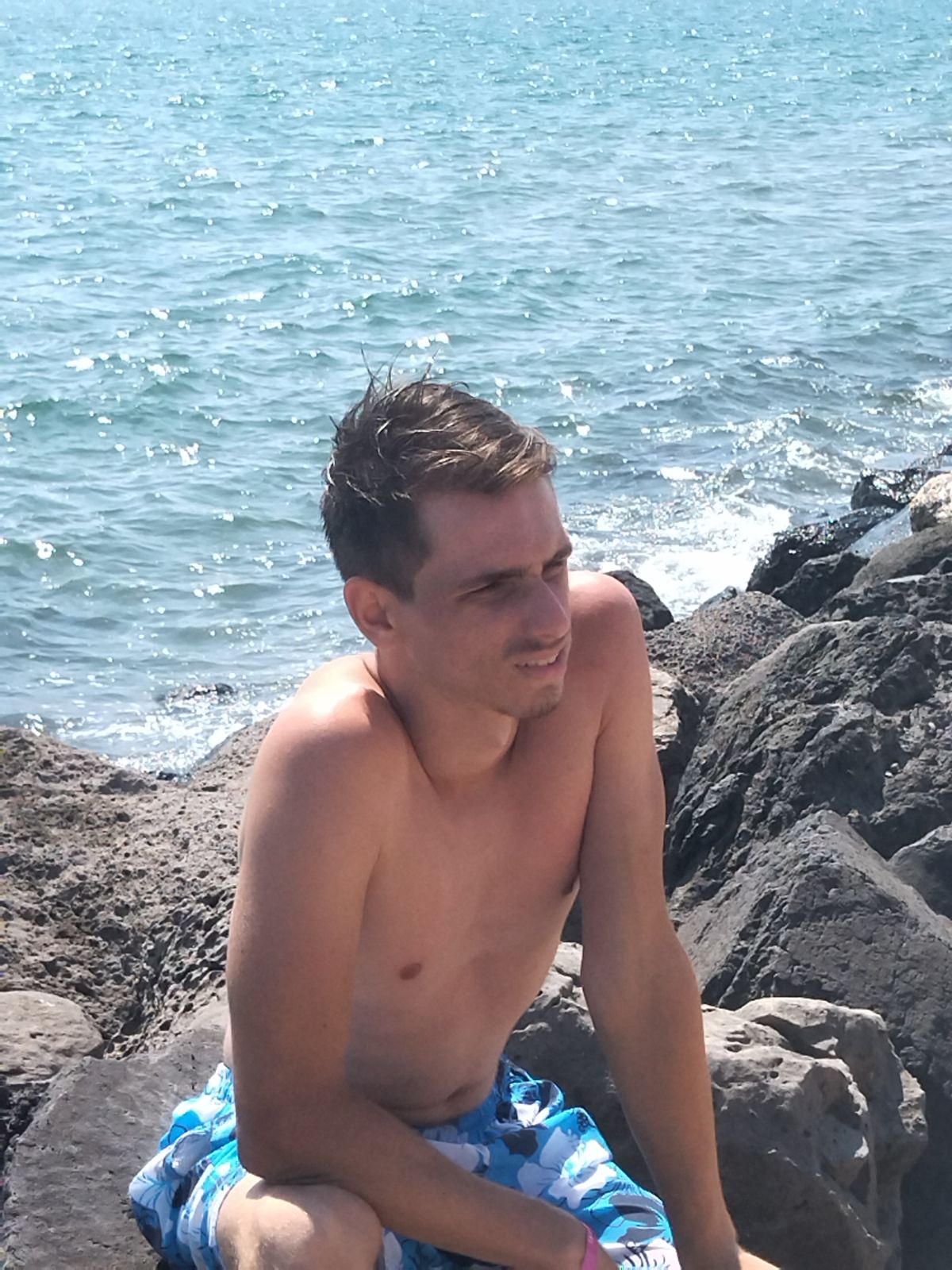 Profil de Alfredo, 20 ans, Baise gay à Messen