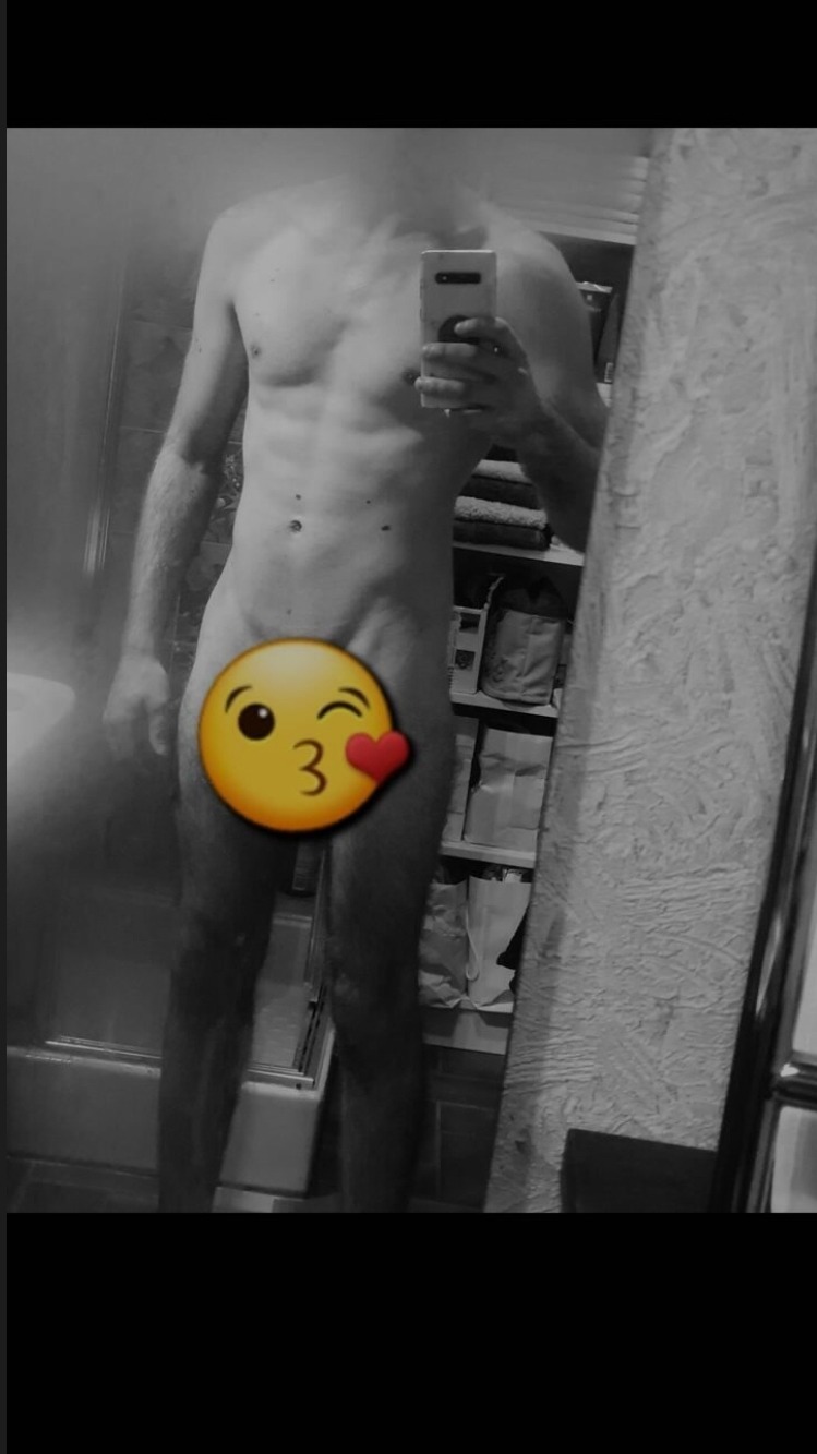 Profil de Dusty, 26 ans, Baise gay à Maracon
