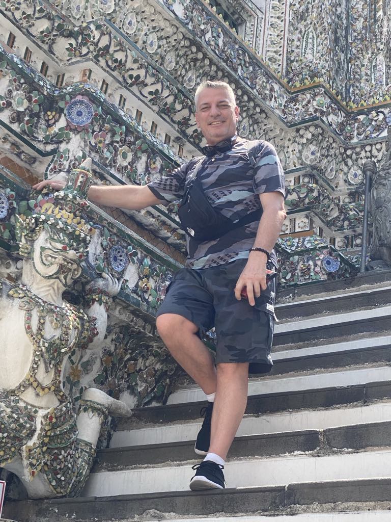 Profil de Keyhan, 53 ans, Baise gay à Tschlin