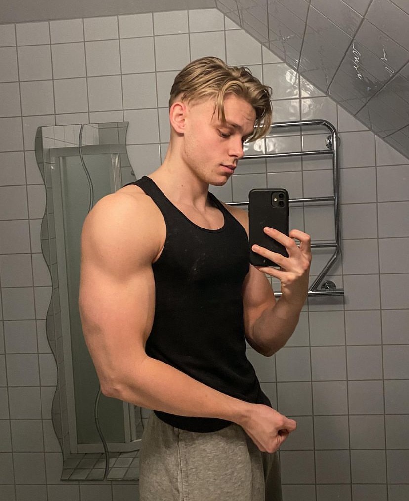 Profil de Ziade, 21 ans, Baise gay à Premier