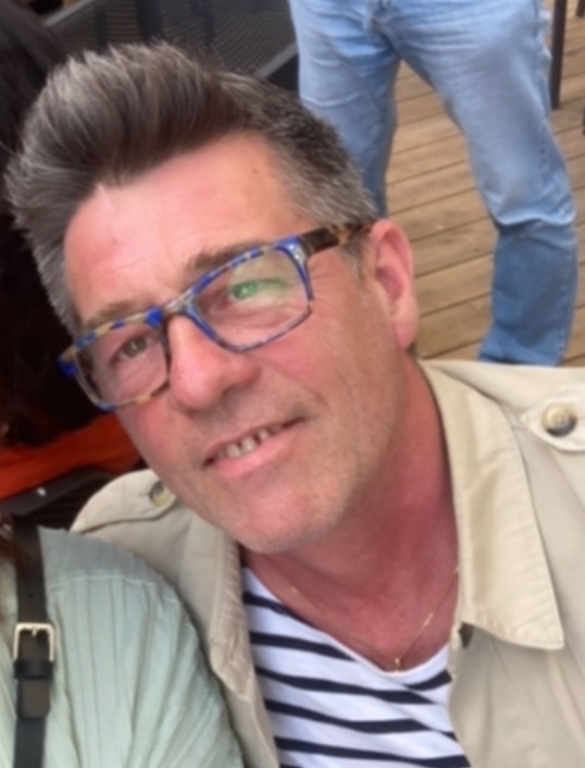 Profil de Ladji, 55 ans, Baise gay à Bière