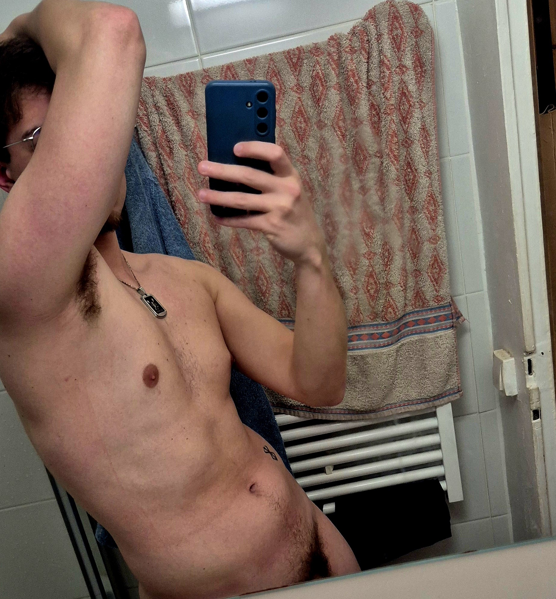 Profil de Rolph, 25 ans, Baise gay à Gonten