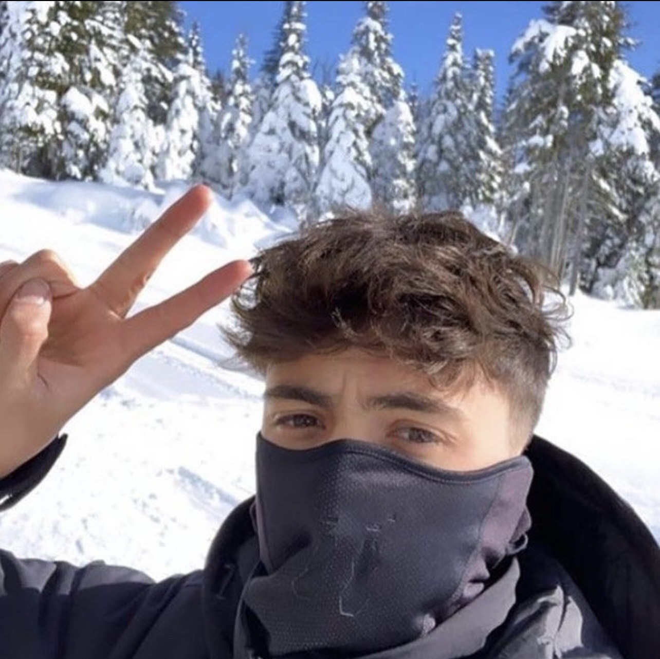 Profil de Charlton, 27 ans, Baise gay à Champfèr