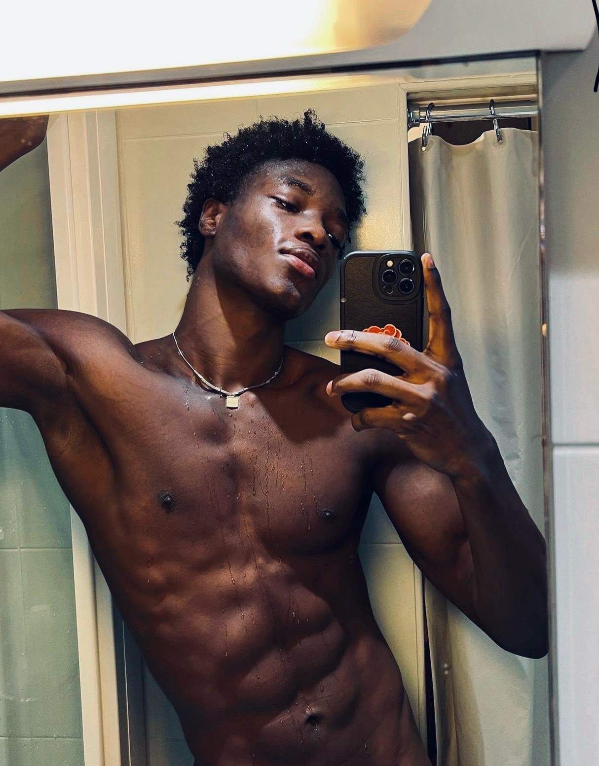 Profil de Taoufic, 29 ans, Baise gay à Ernen