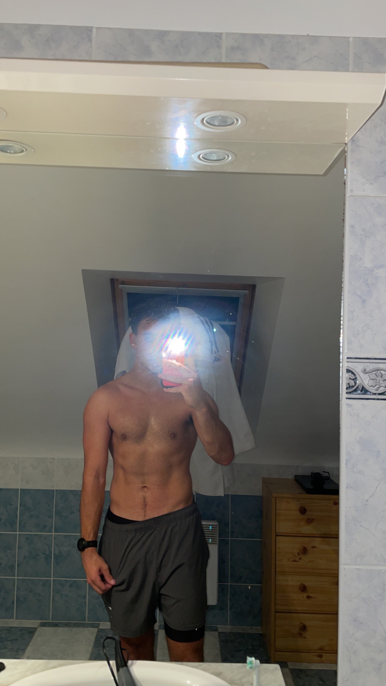 Profil de Yonie, 24 ans, Baise gay à Degen
