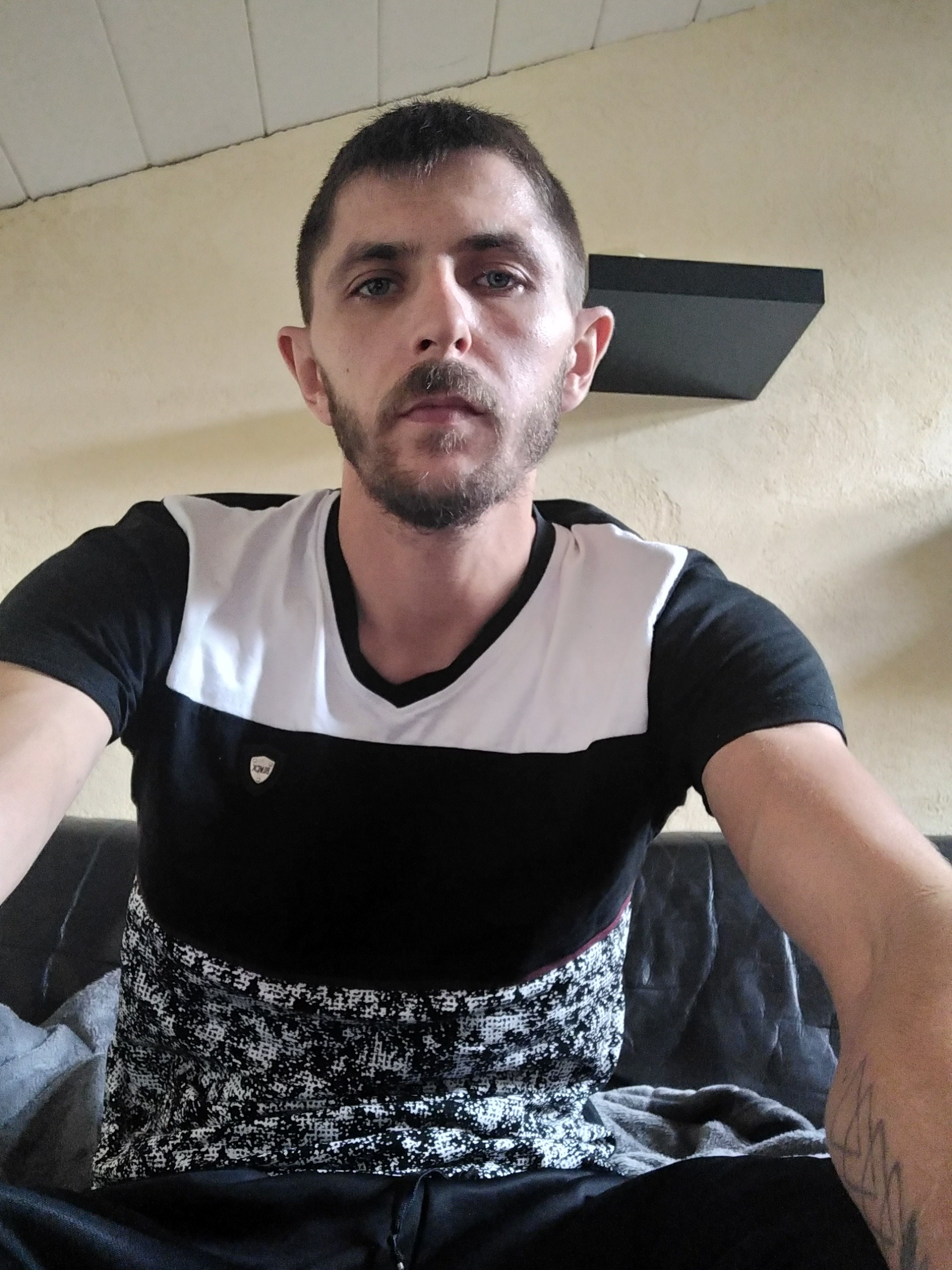 Profil de Rylan, 36 ans, Baise gay à Evolène