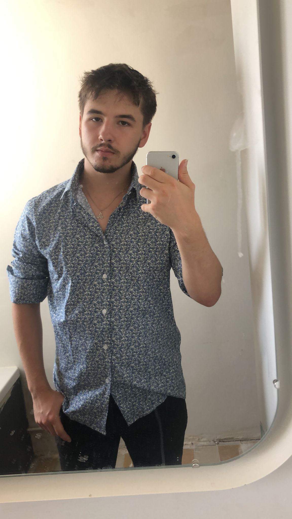 Profil de Paul-yves, 18 ans, Baise gay à Uvrier