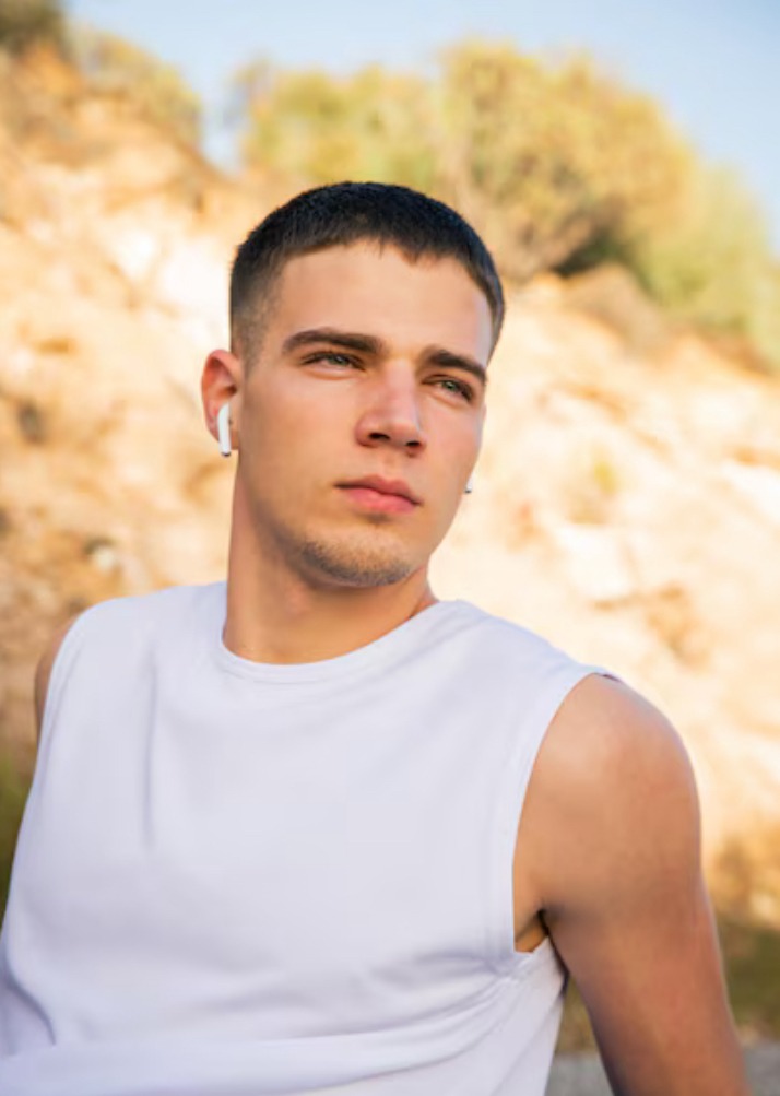 Profil de Patern, 23 ans, Baise gay à Donat