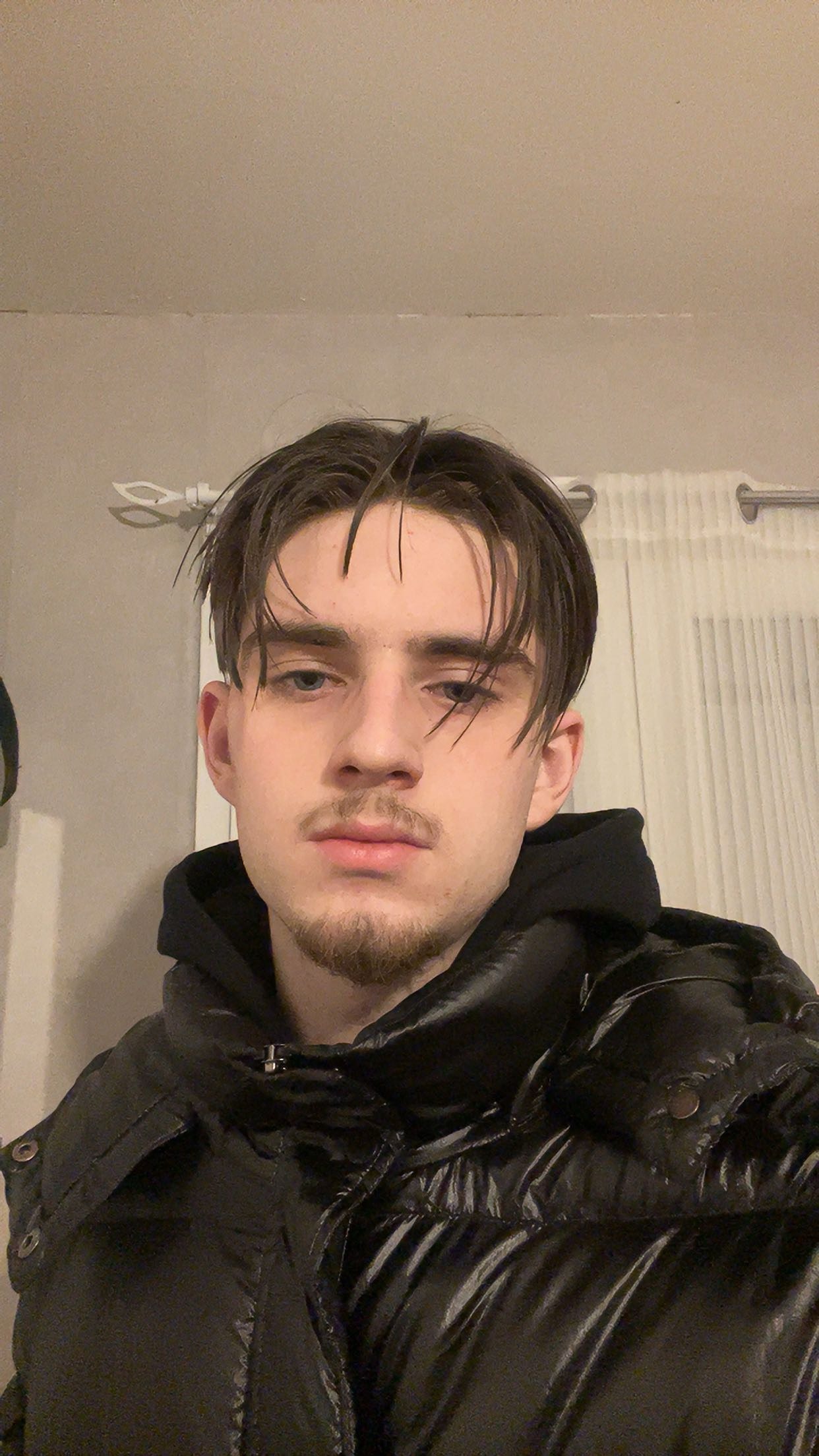 Profil de Youssif, 18 ans, Baise gay à Féchy