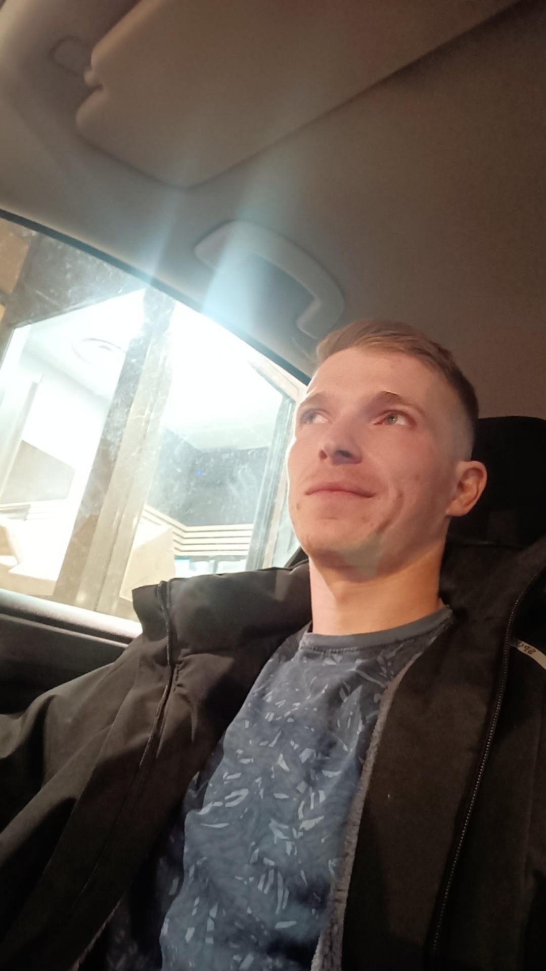 Profil de Youn, 32 ans, Baise gay à Neyruz FR