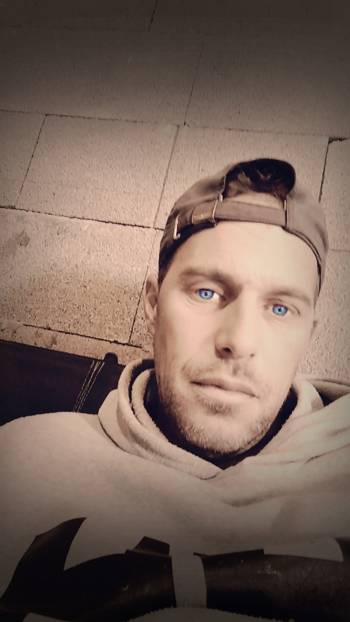 Profil de Elisha, 45 ans, Baise gay à Berken